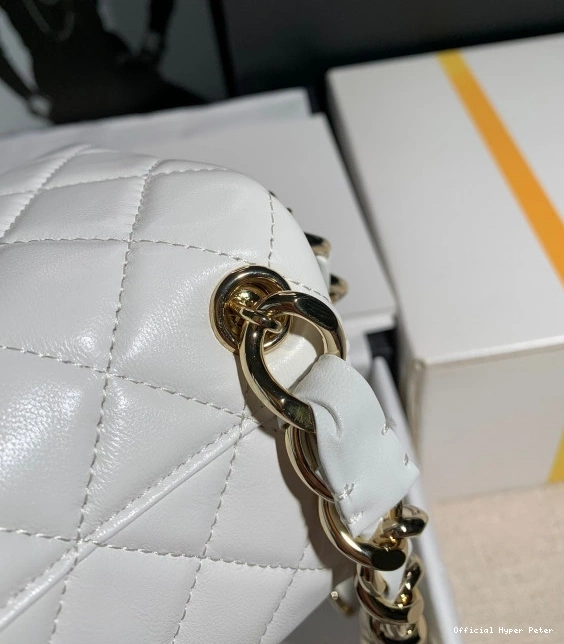 HyperPeter WITH HANDLE CHANEL CHANELUTCH 0812